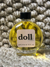 Load image into Gallery viewer, Doll in Suntanned